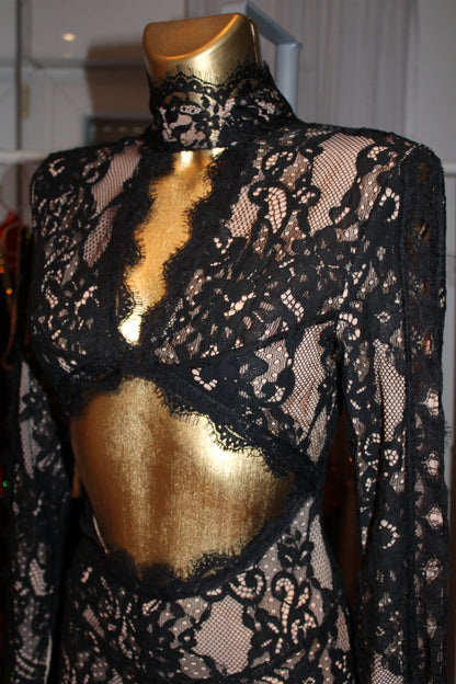Lace Temptention